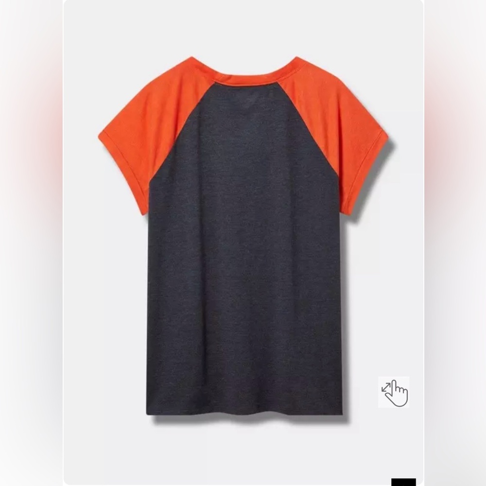 NWOT Torrid MLB Detroit Tigers Classic Fit Cotton Raglan V-Neck Tee size 1 - Picture 3 of 7